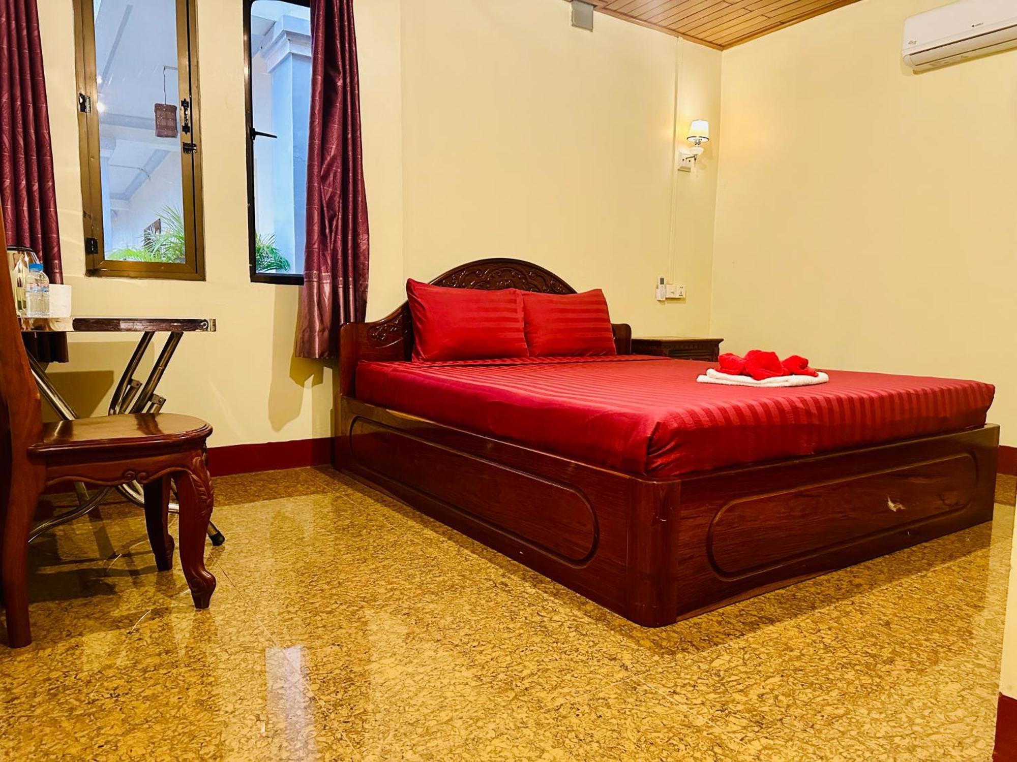Savet Hostel Stoeng Treng Экстерьер фото